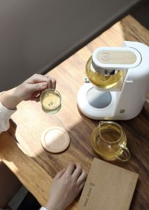 养生壶怎么选 居家有小熊，办公全靠鸣盏沙漏壶